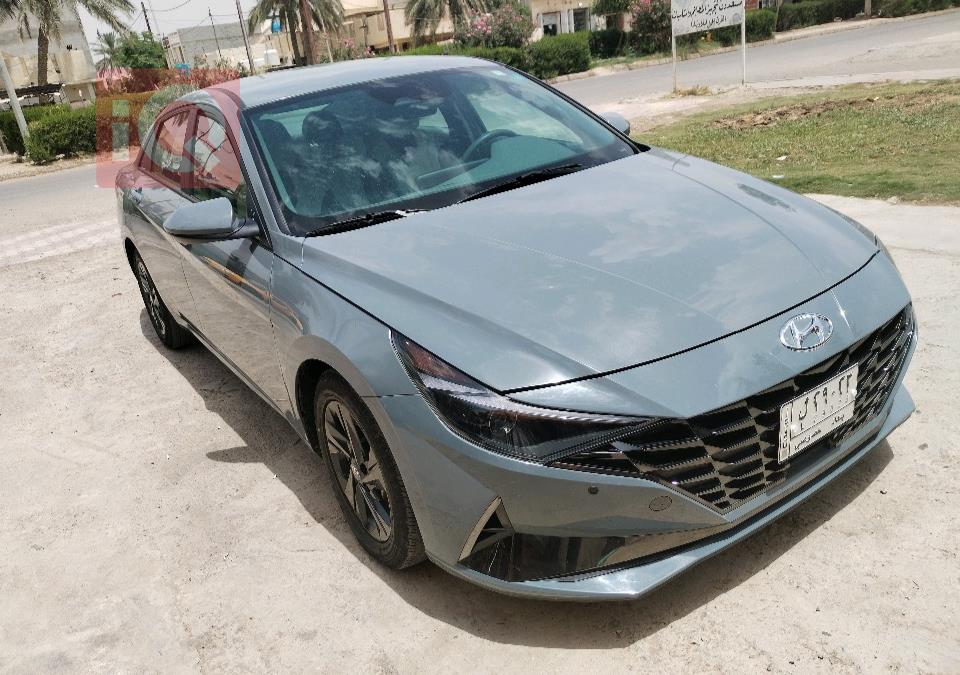 هیوندای ئەلەنترا